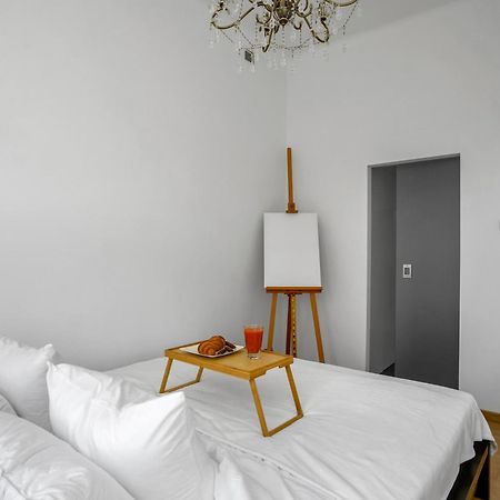 Warsaw Castle Apartments - Prime Location, Historic City Center, Castle View, Fast Internet - By Rentujemy Exterior photo