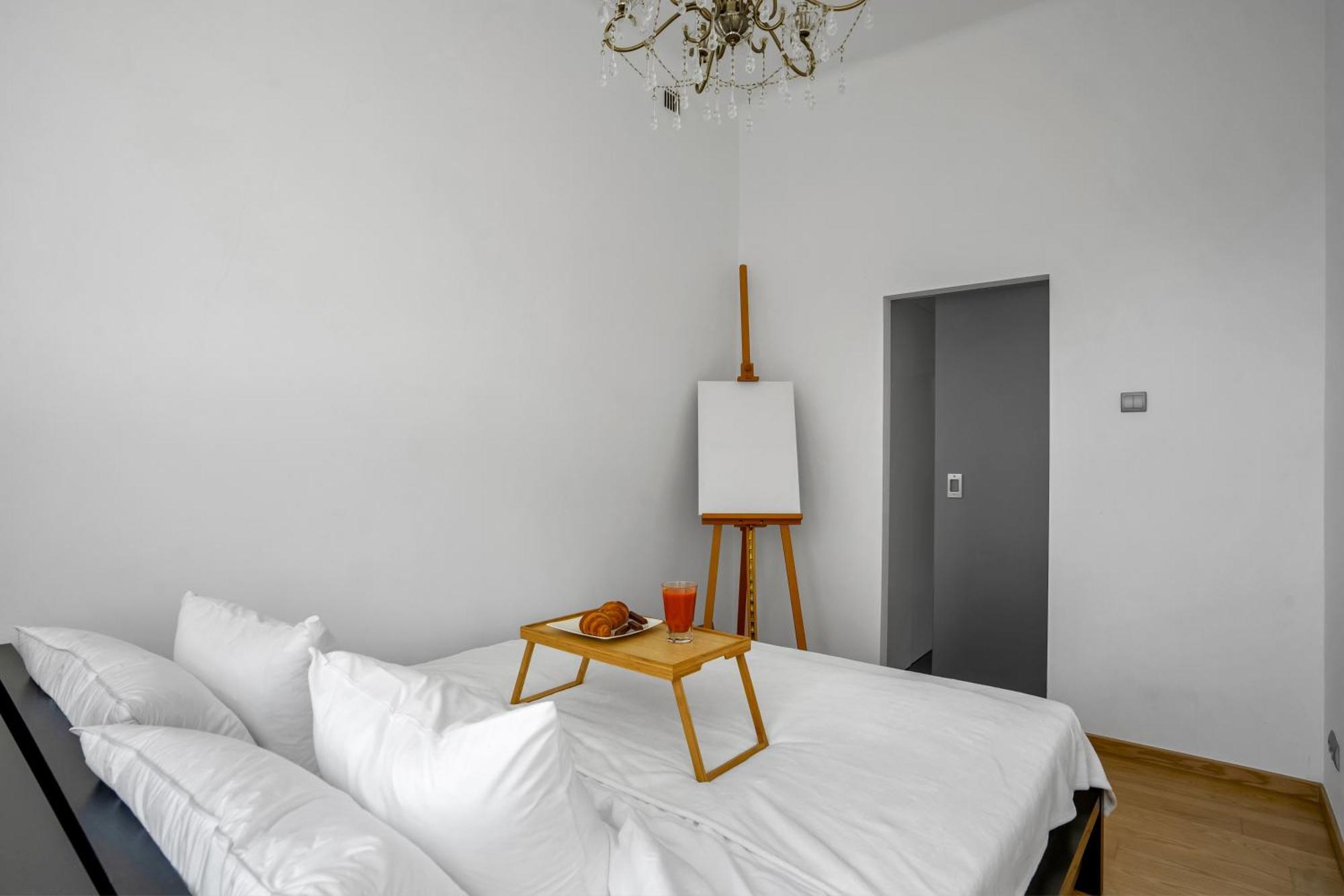 Warsaw Castle Apartments - Prime Location, Historic City Center, Castle View, Fast Internet - By Rentujemy Exterior photo