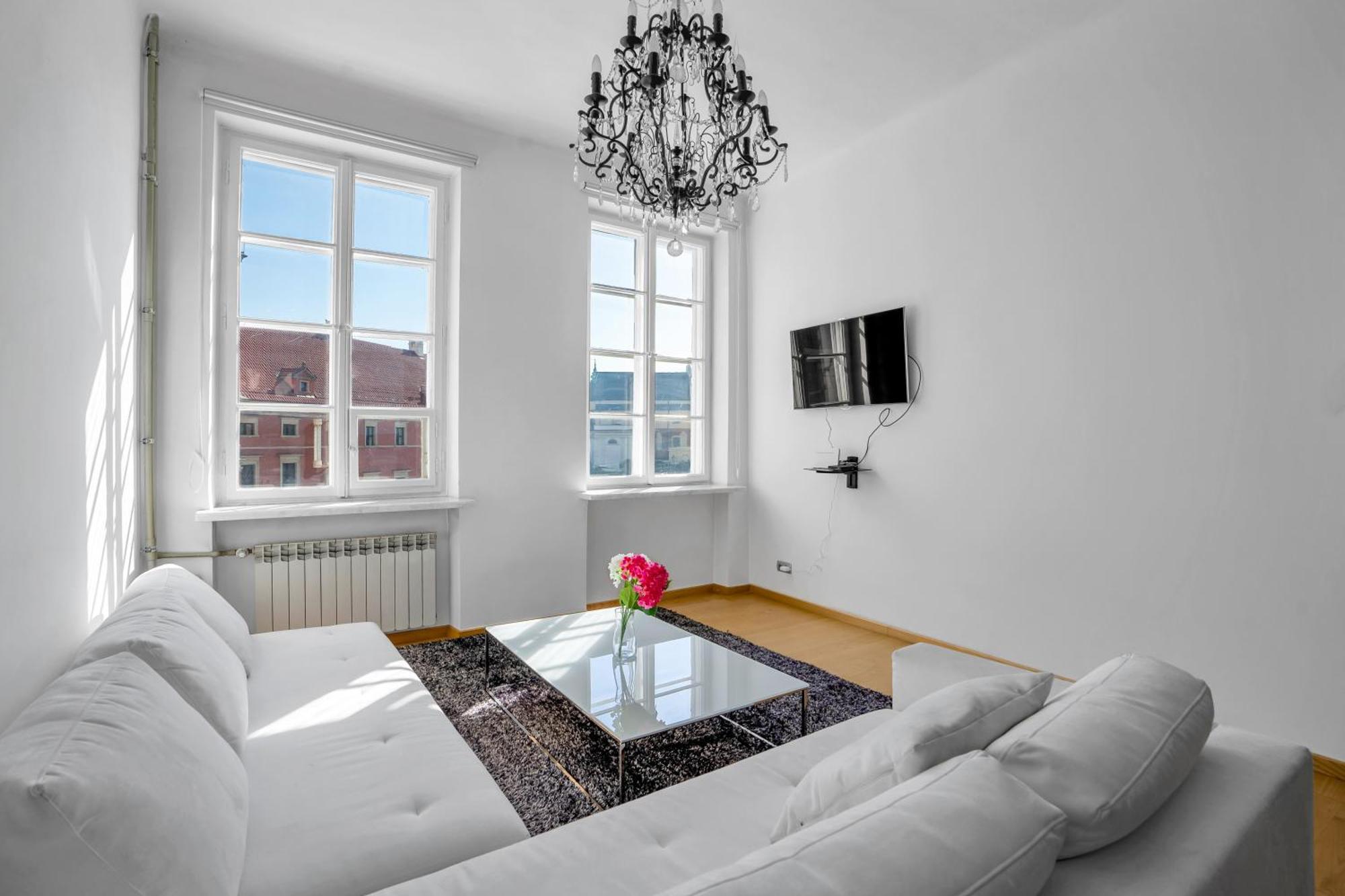 Warsaw Castle Apartments - Prime Location, Historic City Center, Castle View, Fast Internet - By Rentujemy Exterior photo