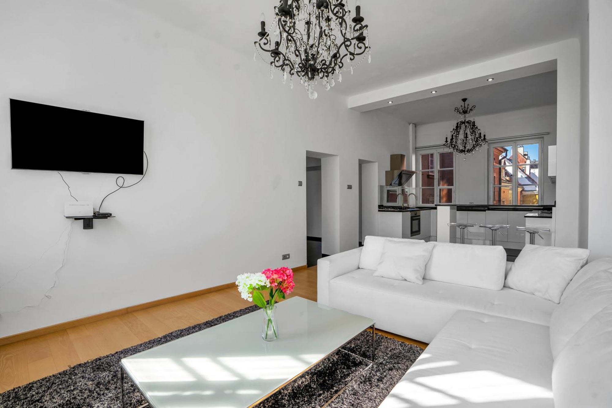 Warsaw Castle Apartments - Prime Location, Historic City Center, Castle View, Fast Internet - By Rentujemy Exterior photo